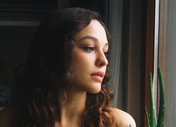 Gökçem Çoban Kimdir?